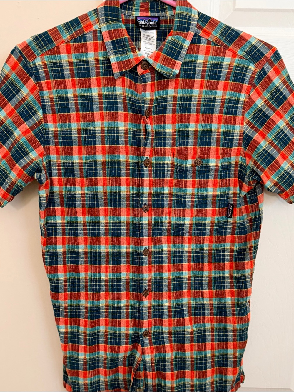 Patagonia 100% Organic Cotton Multicolored Men’s S Short Sleeve Button Up Shirt